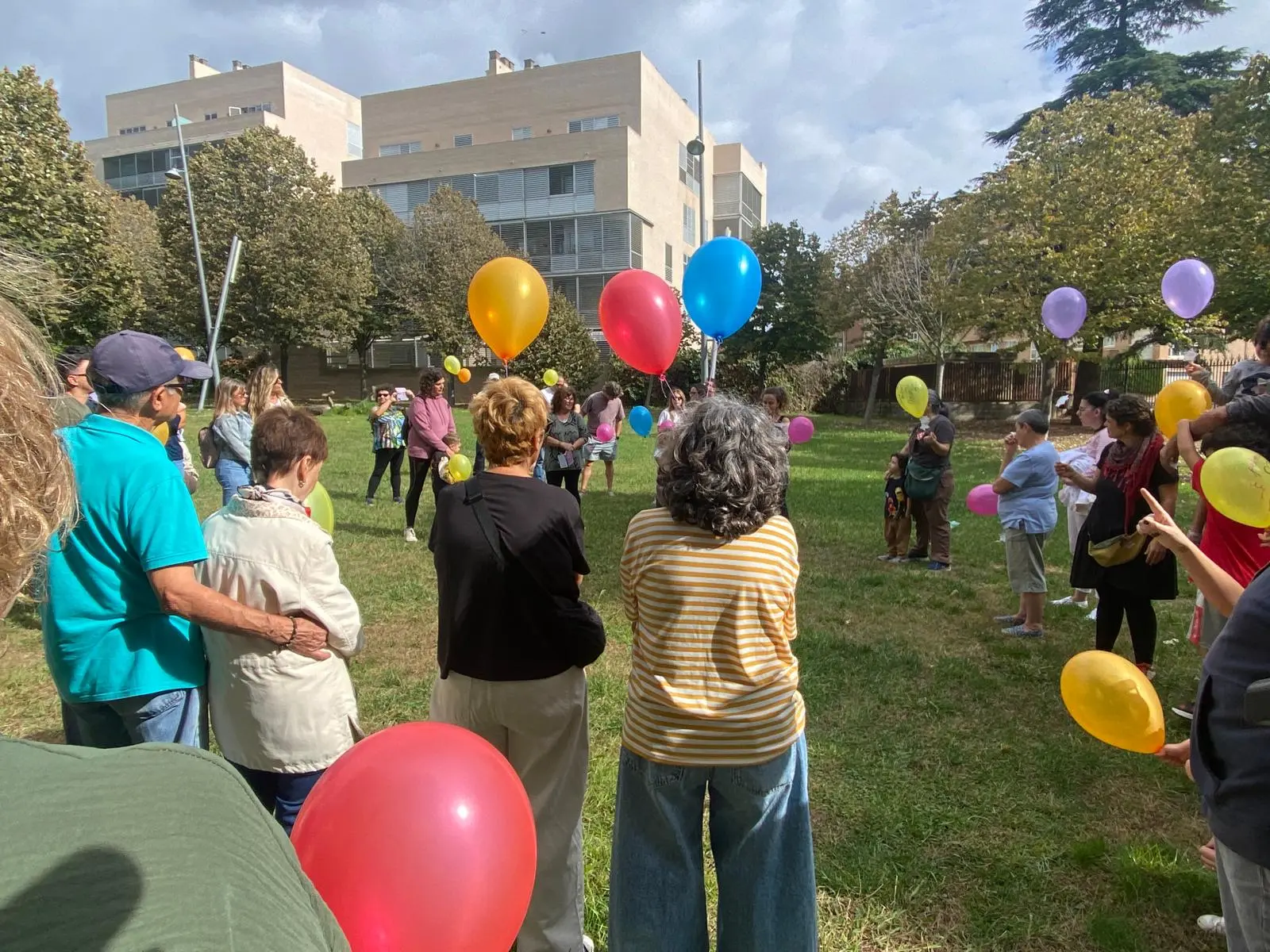 Enlairada de globus a la Diada del Record de Dol d'Estels'25