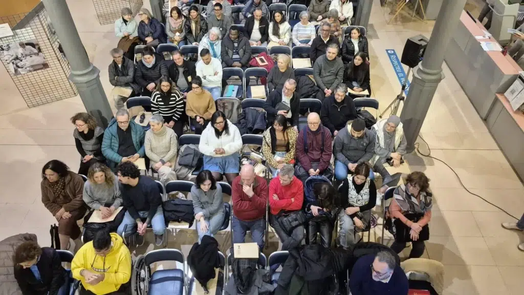 Més de cent parelles lingüístiques es trobaran una hora a la setmana per parlar en català a Reus