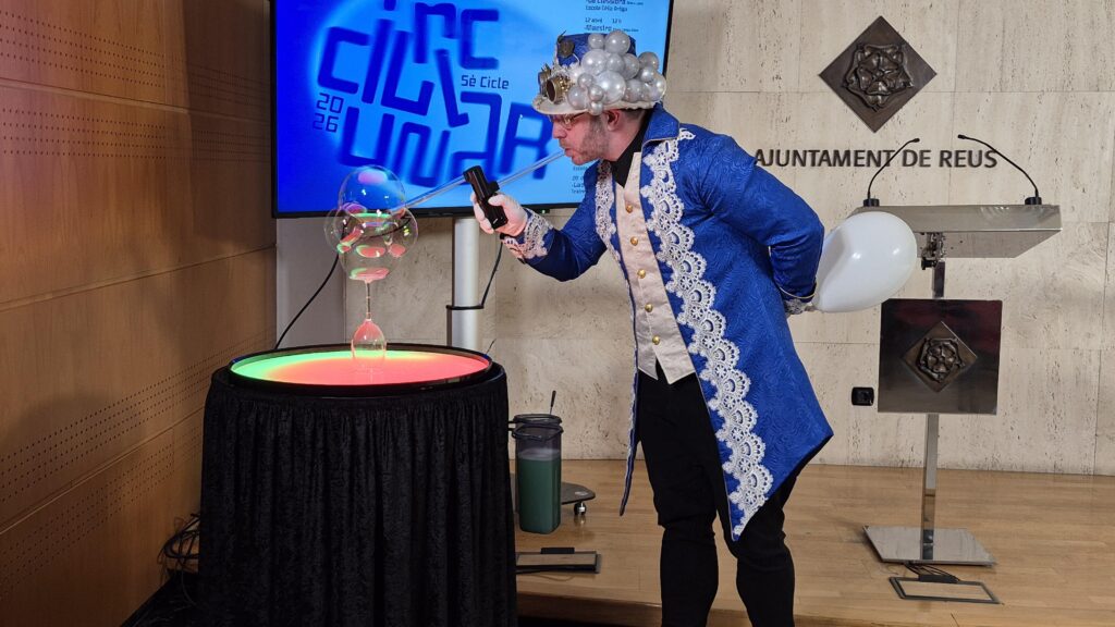 El Circ Llunar ofereix 8 espectacles per aquest 2026