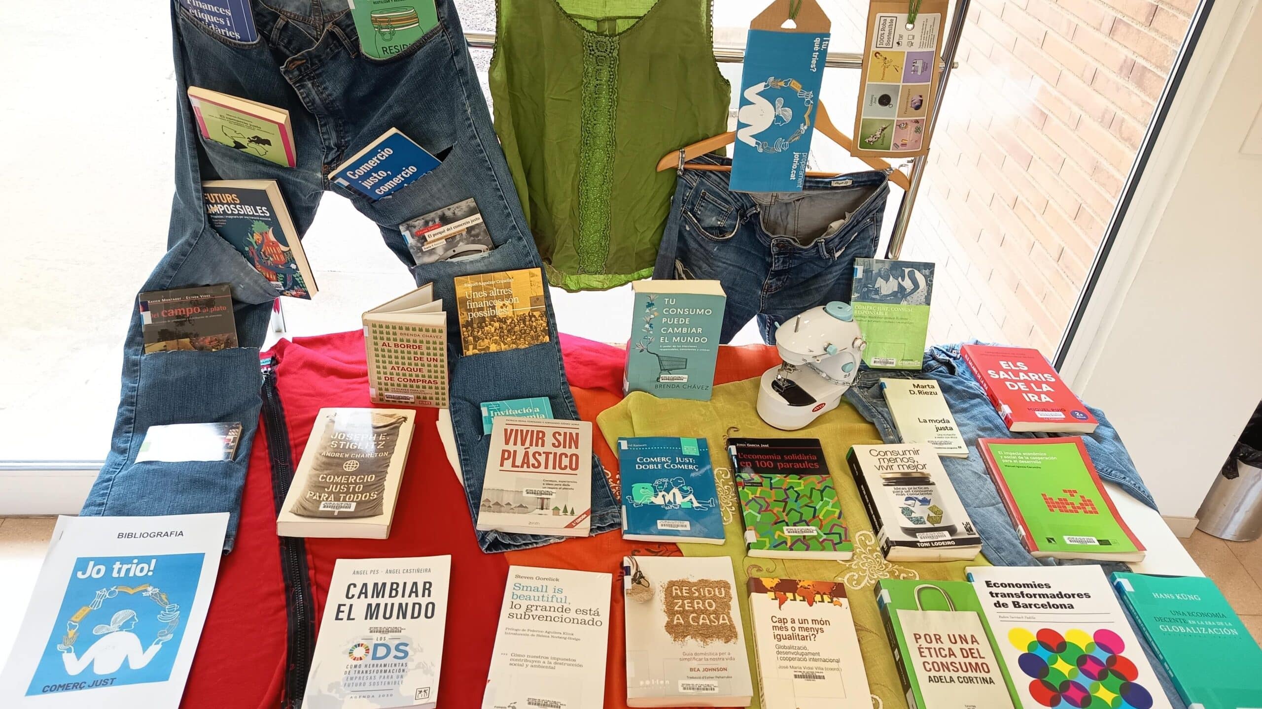 Les Biblioteques Municipals presenten una nova programació del cicle On-Off amb activitats per a tots els públics