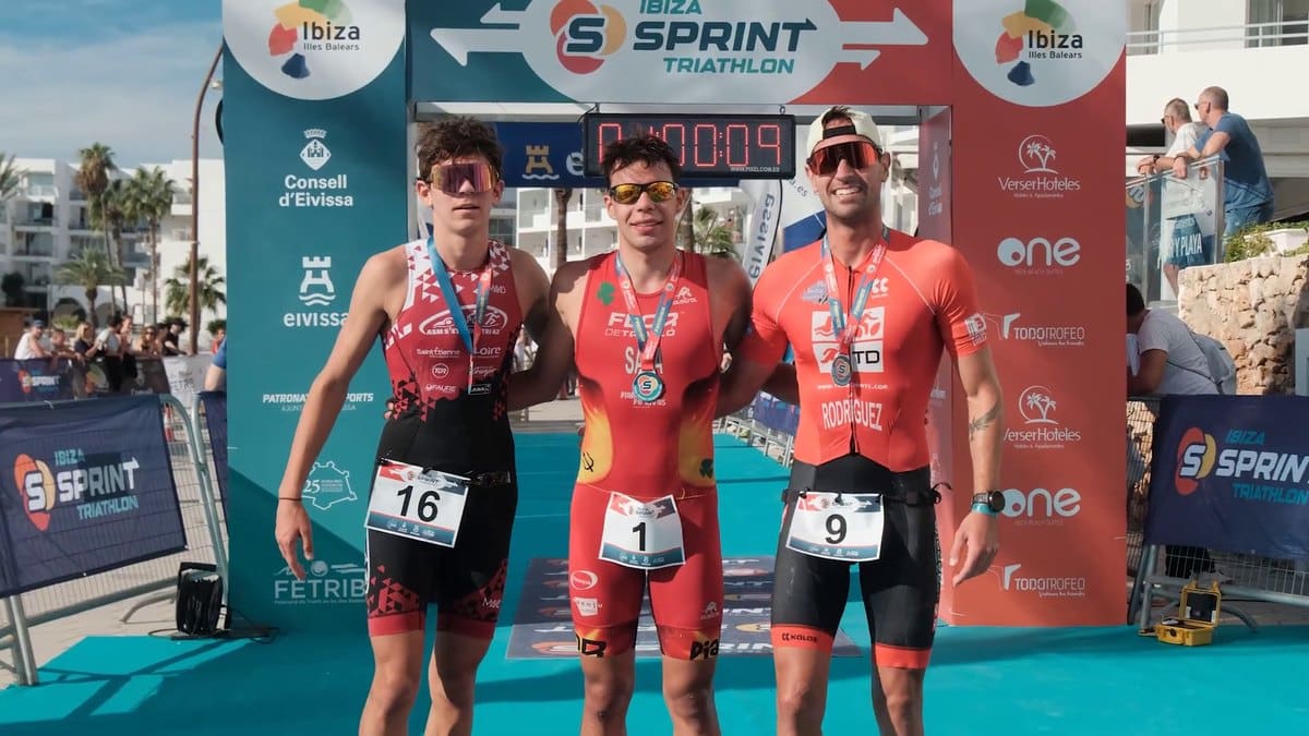 Arcadi Sala al podi de l’Ibiza Sprint Triathlon